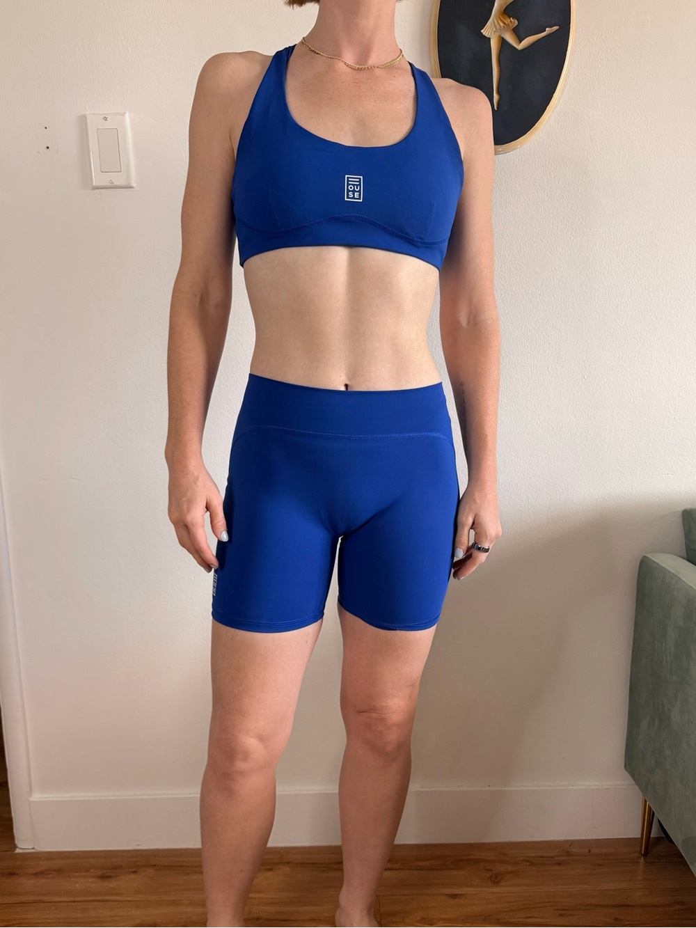 Blue Performance Sports Bra & Bike Shorts Set - Women's Activewear